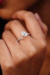 Aurora Pear Embrace Ring R017