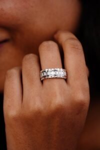 Deline Baguette Diamond ring - R032