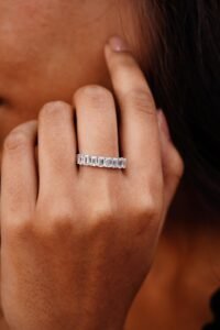 Glint Baguette Classic band - R036