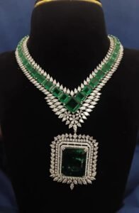 Verdant radiance diamond necklace - N196