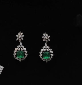 Regal Green Gemstone Cascade Earrings - E207
